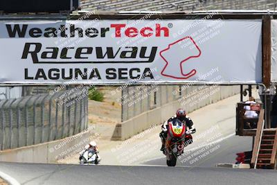 media/Jun-24-2022-TrackDaz (Fri) [[aa6850b51f]]/Group B/1245pm (Front Straight)/